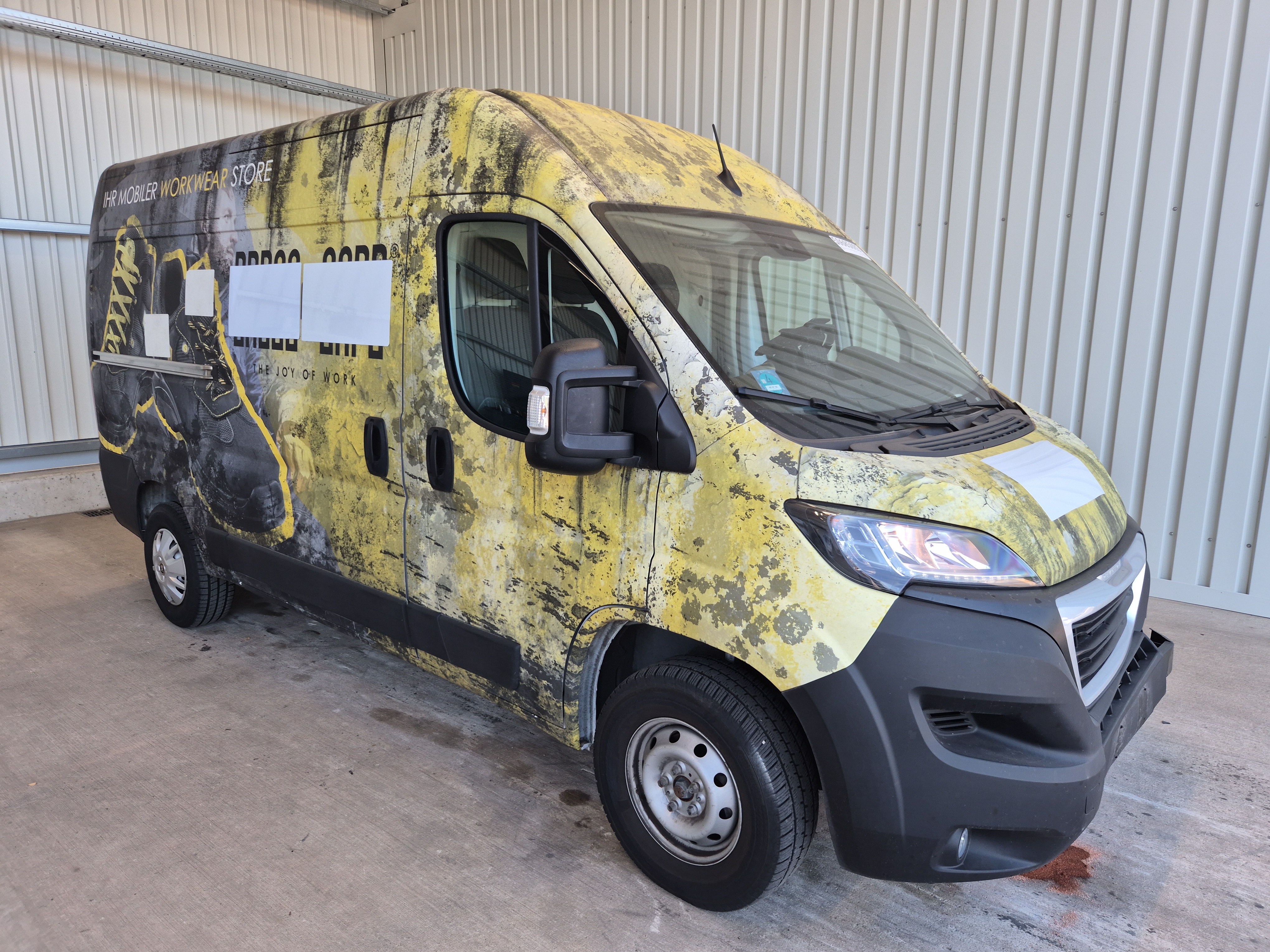 Peugeot Boxer 333 L2H2 BlueHDi 140 Stop&Start — EZ 01/2024